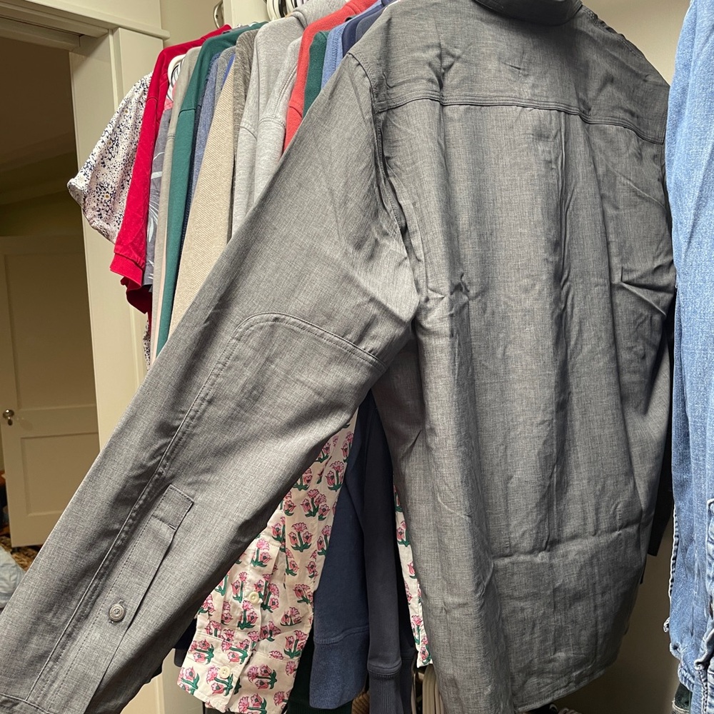 Orvis Gray Tech Button-Up Long Sleeve Work Shirt with UPF, Size L, Never Worn - Picture 4 of 4